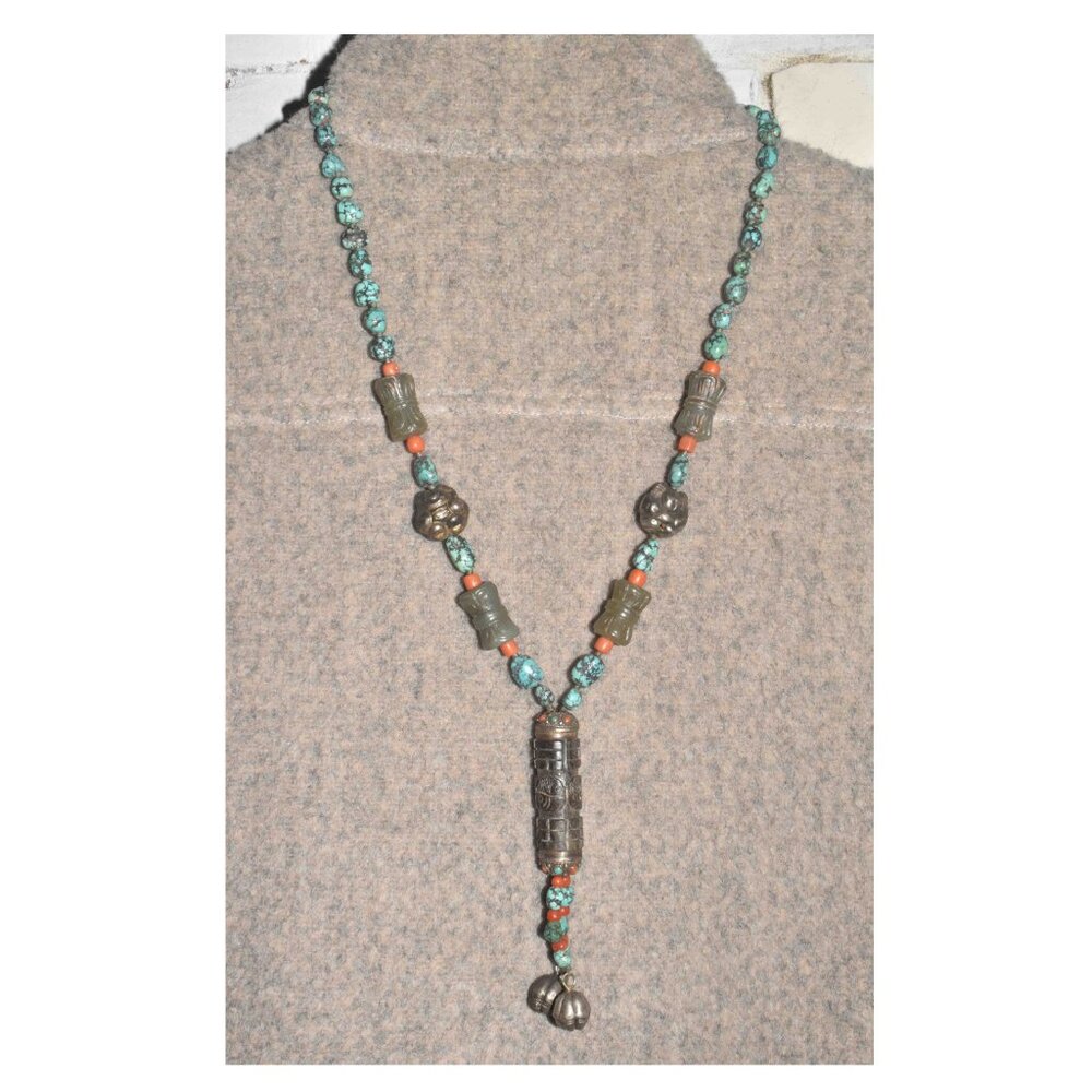 Vintage Silver and Beaded Tribal Necklace!